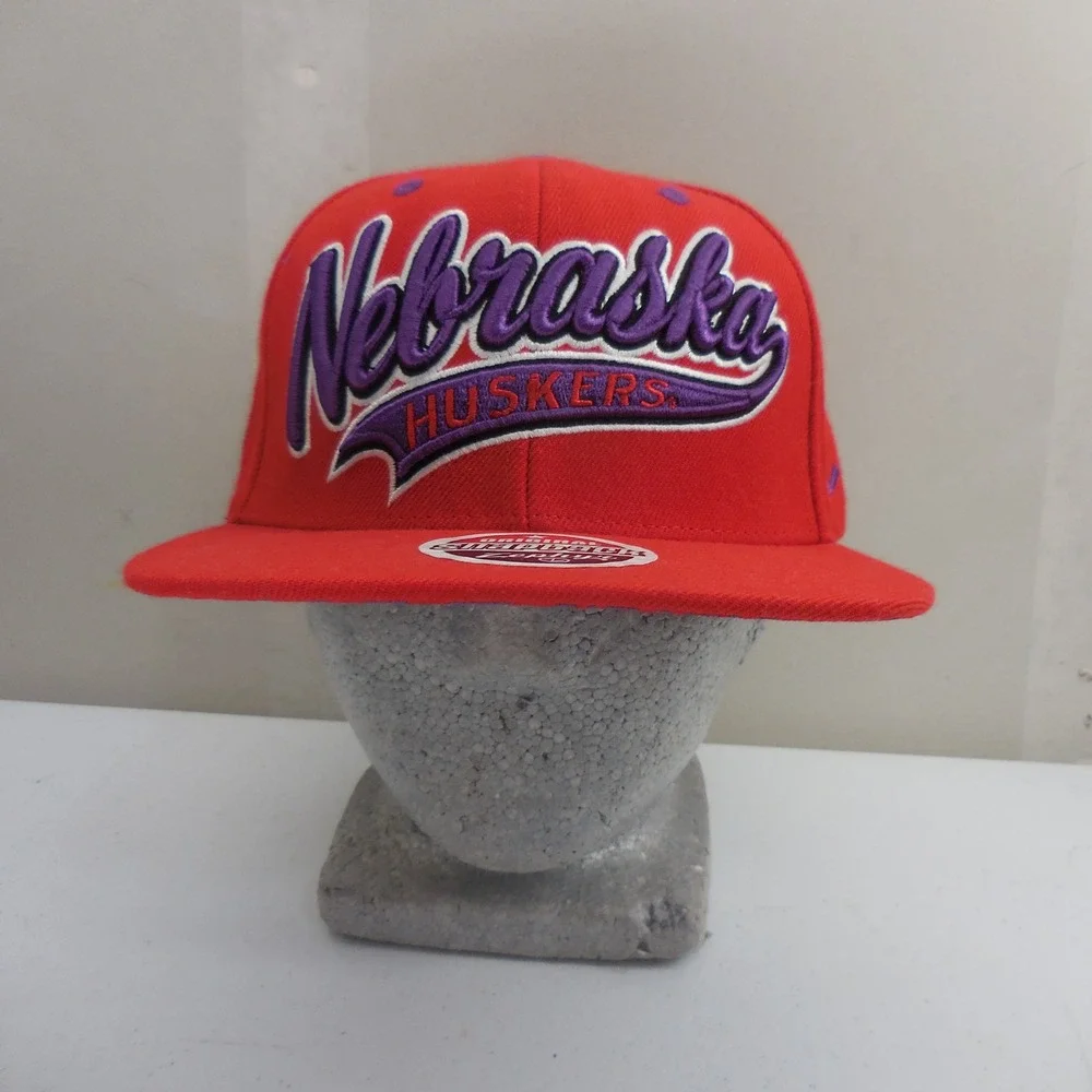 Zephyr Nebraska Huskers Snapback Hat Red‎ Purple Script Logo Flat Brim Cap Mens